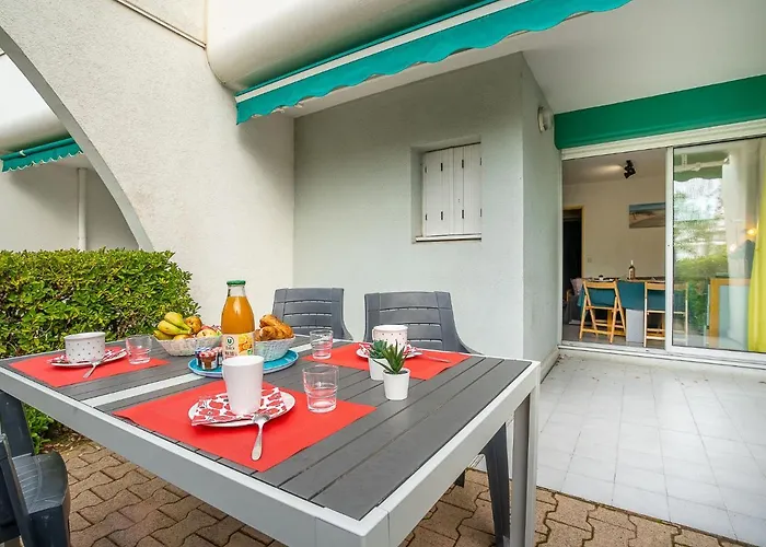 Apartment Jamaic By Interhome